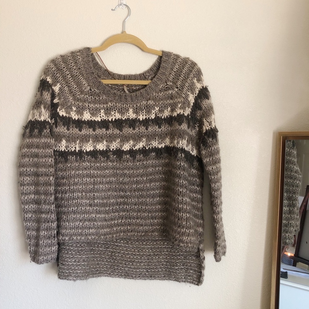 Cropped sweater
